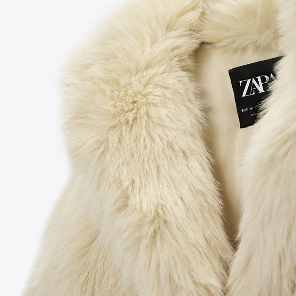 ZARA Brand New Faux Fur Coat - size Small ** Trend alert - Picture 1 of 9